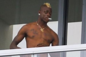 balotelli.fuma